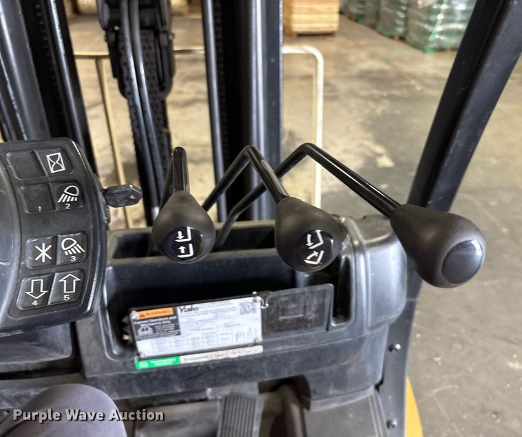 image for item EC4366 2015 Yale GLP050 forklift