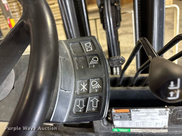 image for item EC4366 2015 Yale GLP050 forklift