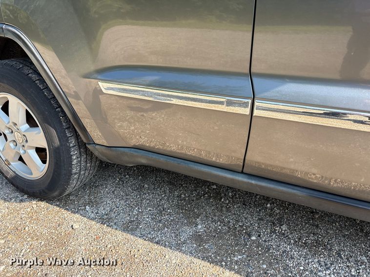 image for item EC4374 2012 Jeep Grand Cherokee SUV