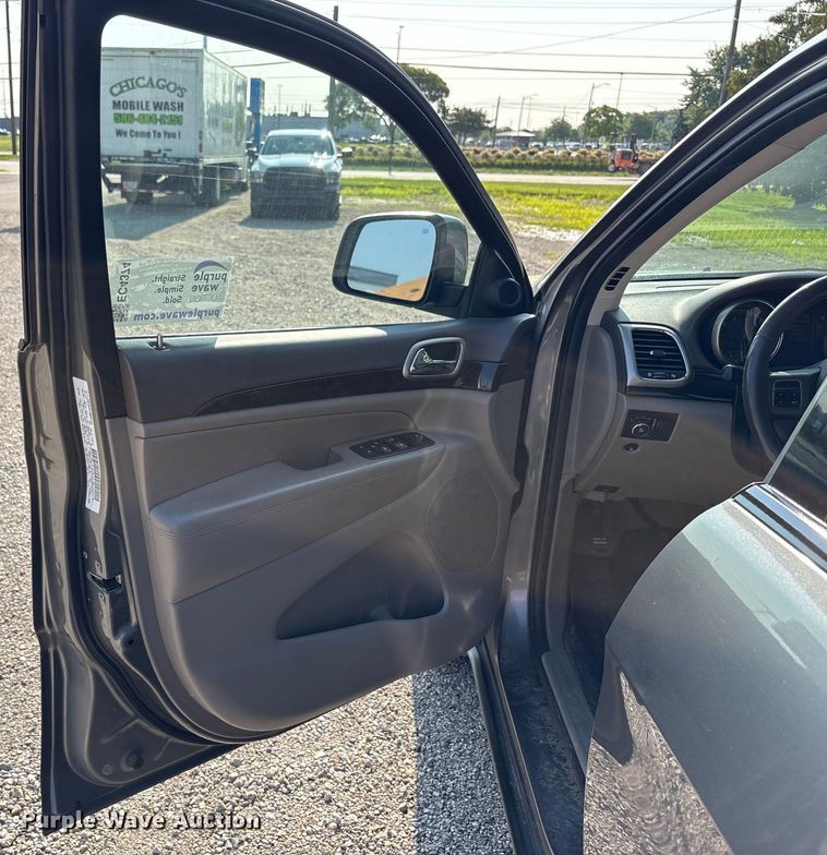 image for item EC4374 2012 Jeep Grand Cherokee SUV