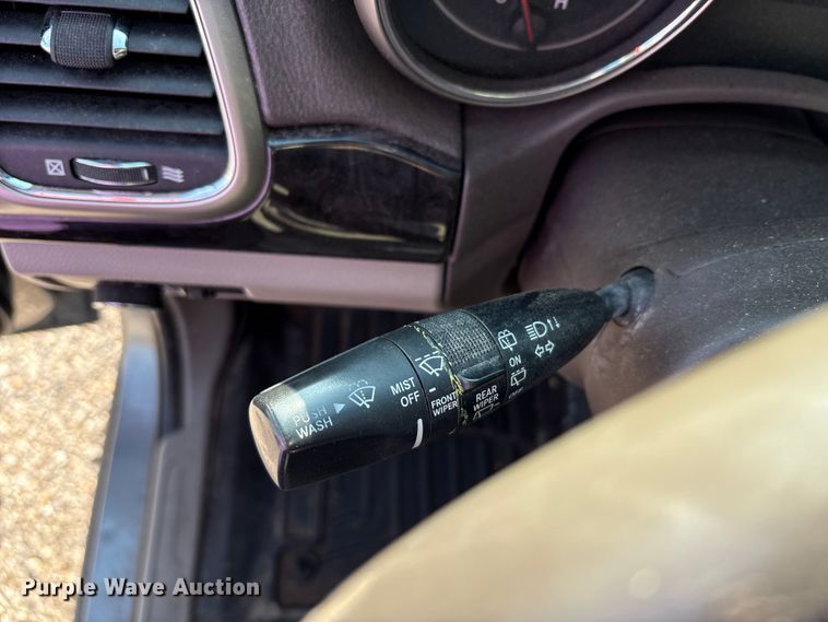 image for item EC4374 2012 Jeep Grand Cherokee SUV