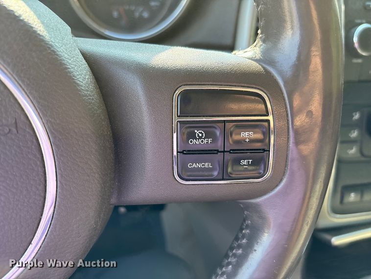 image for item EC4374 2012 Jeep Grand Cherokee SUV