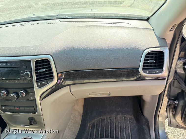 image for item EC4374 2012 Jeep Grand Cherokee SUV