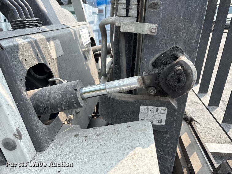 image for item EC4381 2014 Nissan PF80YLP forklift