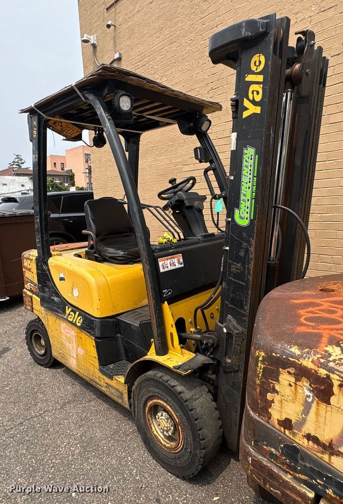 image for item EC4383 2015 Yale GTP050 forklift