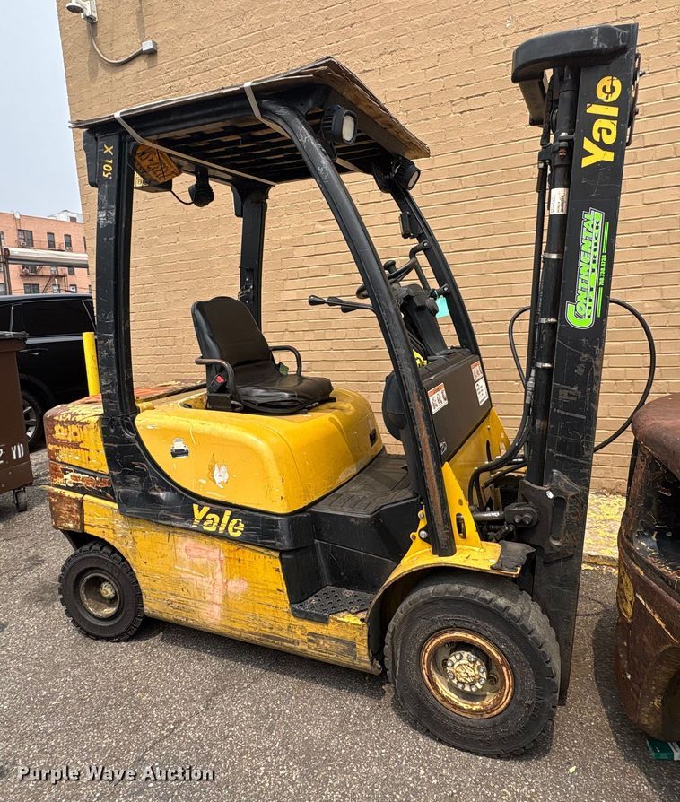 image for item EC4383 2015 Yale GTP050 forklift