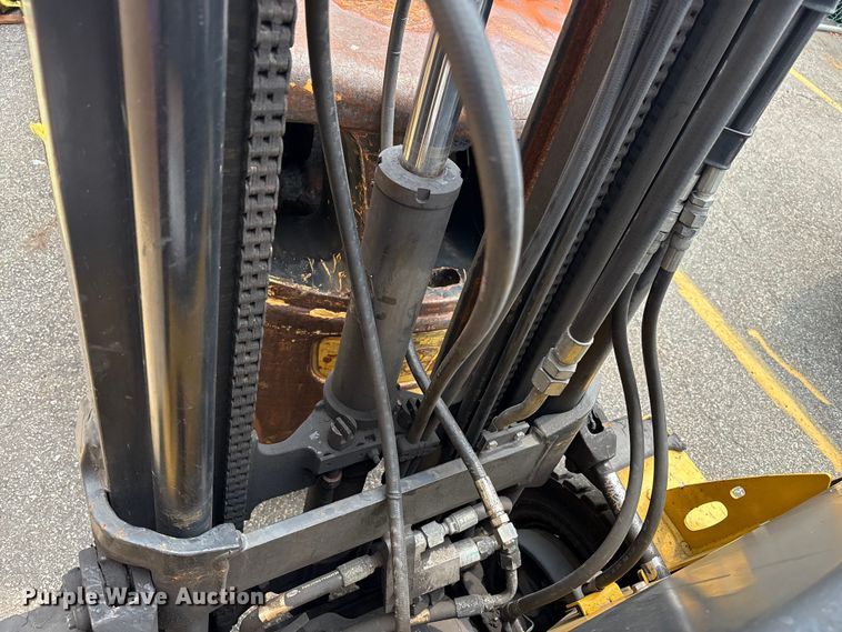image for item EC4383 2015 Yale GTP050 forklift