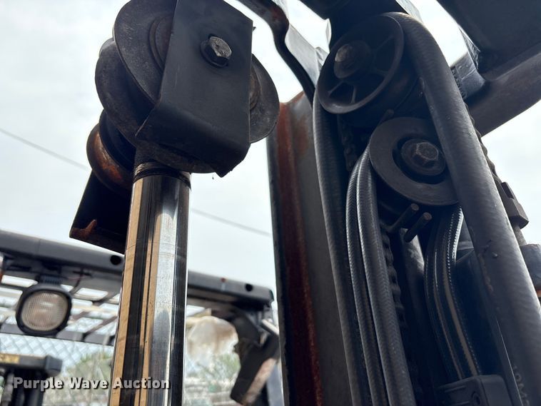 image for item EC4383 2015 Yale GTP050 forklift