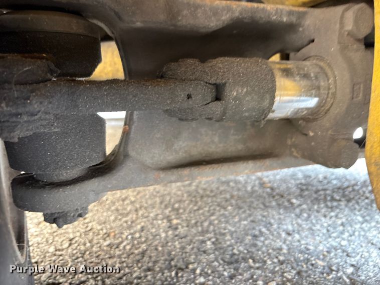 image for item EC4383 2015 Yale GTP050 forklift