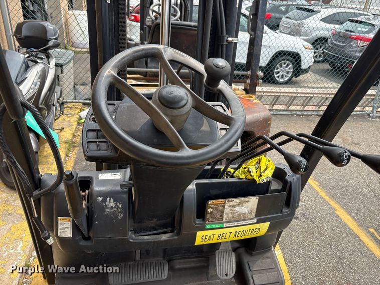 image for item EC4383 2015 Yale GTP050 forklift