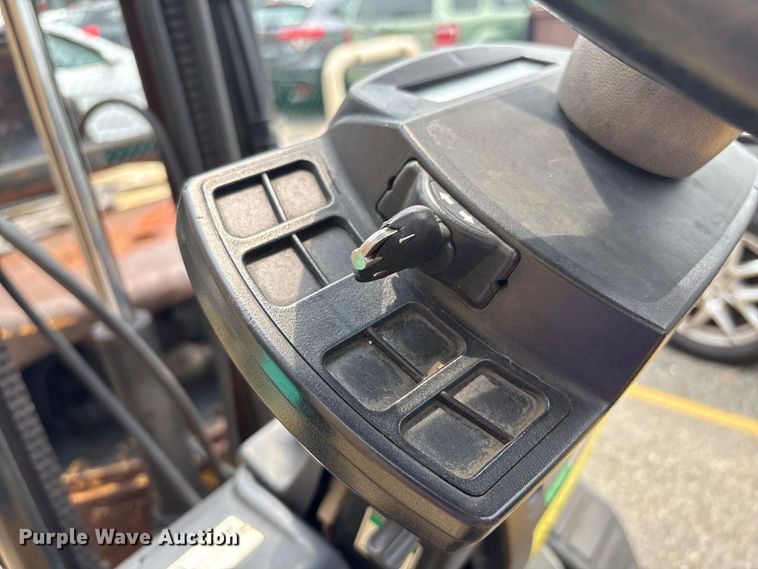 image for item EC4383 2015 Yale GTP050 forklift