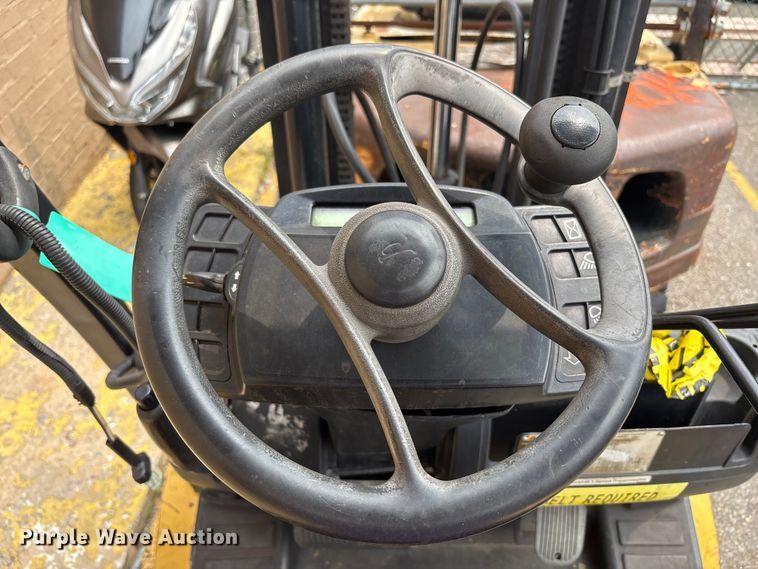 image for item EC4383 2015 Yale GTP050 forklift