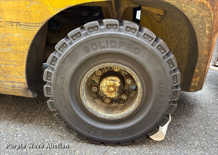 image for item EC4383 2015 Yale GTP050 forklift