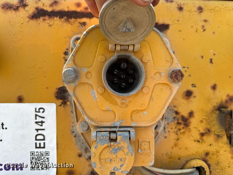 image for item ED1475 1979 Transport Trailer drop tilt deck equipment trailer