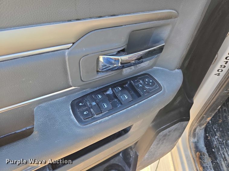 image for item ED2190 2019 Dodge Ram 1500 Crew Cab pickup truck