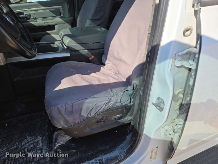 image for item ED2190 2019 Dodge Ram 1500 Crew Cab pickup truck