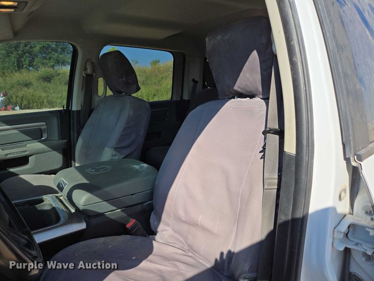 image for item ED2190 2019 Dodge Ram 1500 Crew Cab pickup truck