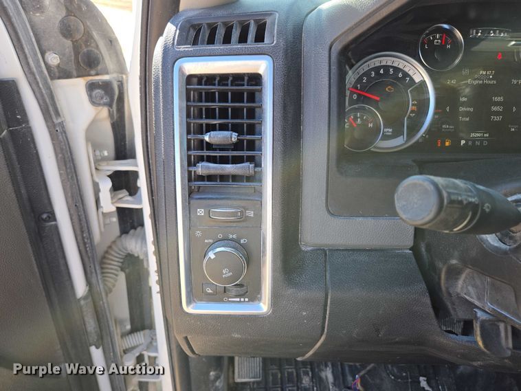 image for item ED2190 2019 Dodge Ram 1500 Crew Cab pickup truck