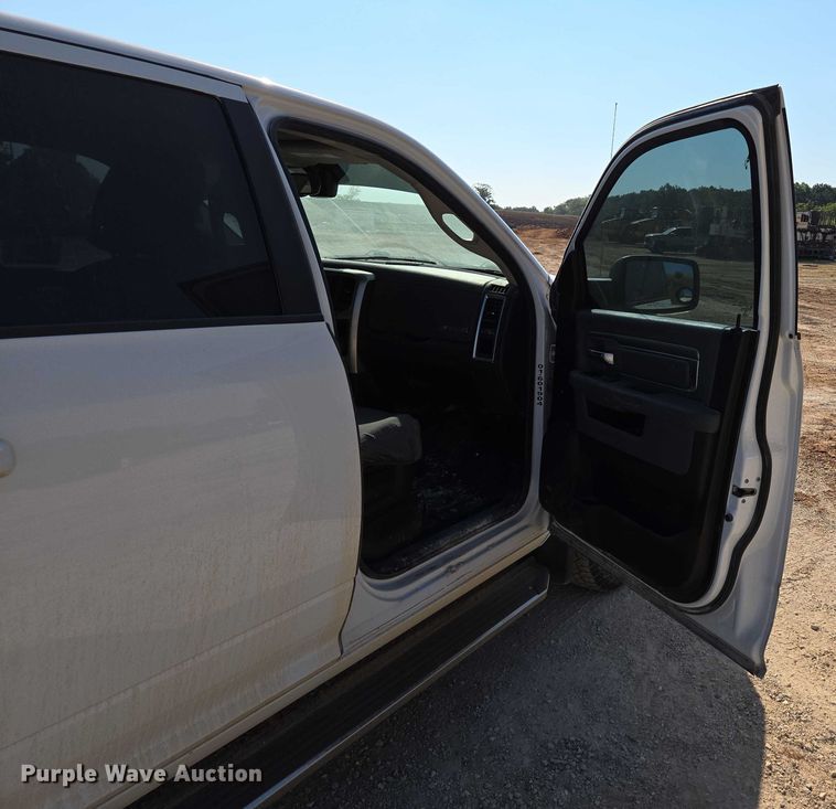 image for item ED2190 2019 Dodge Ram 1500 Crew Cab pickup truck