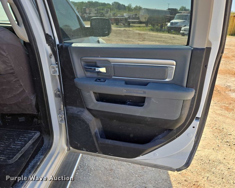 image for item ED2190 2019 Dodge Ram 1500 Crew Cab pickup truck