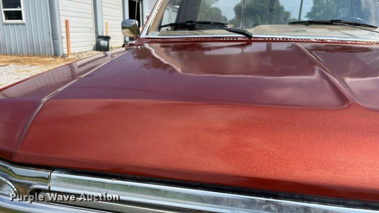 image for item ED2194 1984 Ford F250 pickup truck