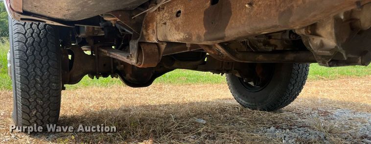 image for item ED2194 1984 Ford F250 pickup truck