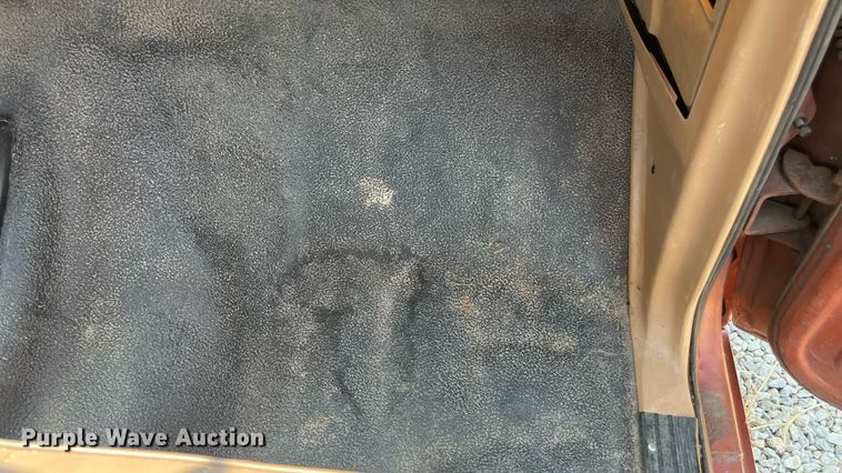 image for item ED2194 1984 Ford F250 pickup truck