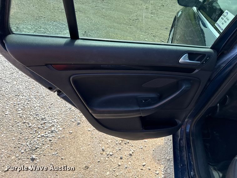 image for item ED4460 2013 Volkswagen Jetta 