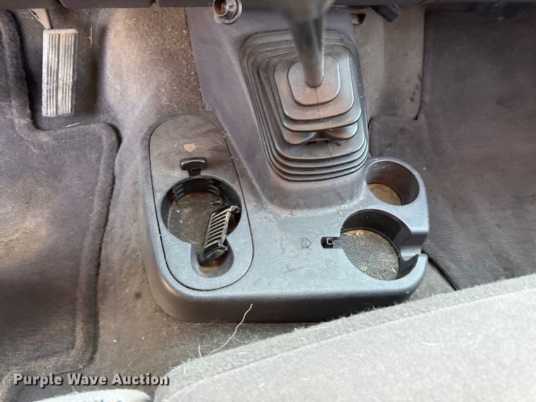 image for item ED4461 2001 Dodge Ram 2500 Quad Cab pickup truck