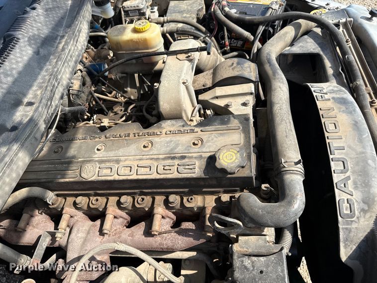 image for item ED4461 2001 Dodge Ram 2500 Quad Cab pickup truck