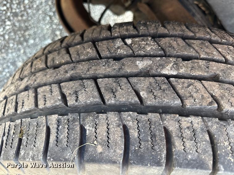 image for item ED4461 2001 Dodge Ram 2500 Quad Cab pickup truck