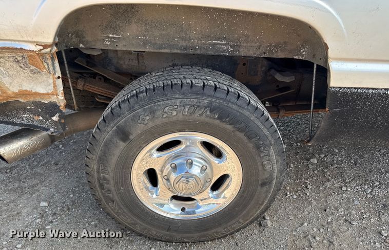 image for item ED4461 2001 Dodge Ram 2500 Quad Cab pickup truck