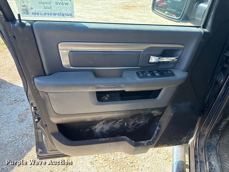 image for item ED4467 2016 Dodge Ram 1500 Crew Cab pickup truck