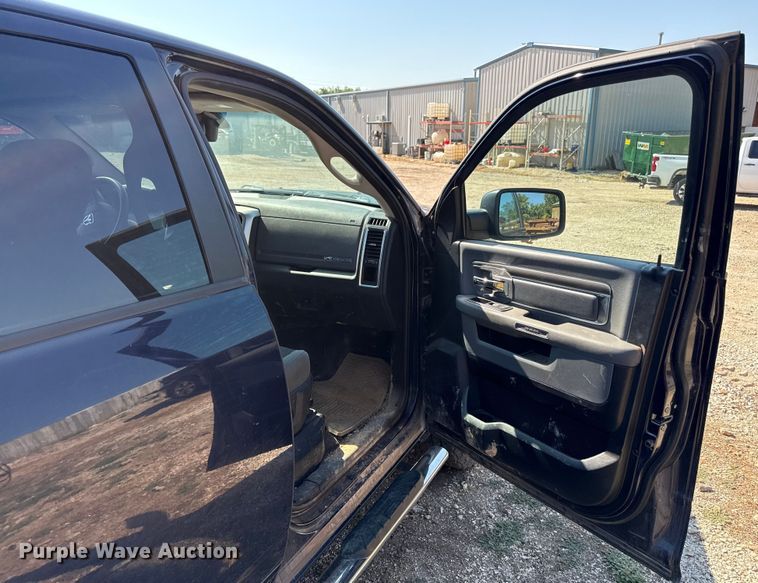 image for item ED4467 2016 Dodge Ram 1500 Crew Cab pickup truck