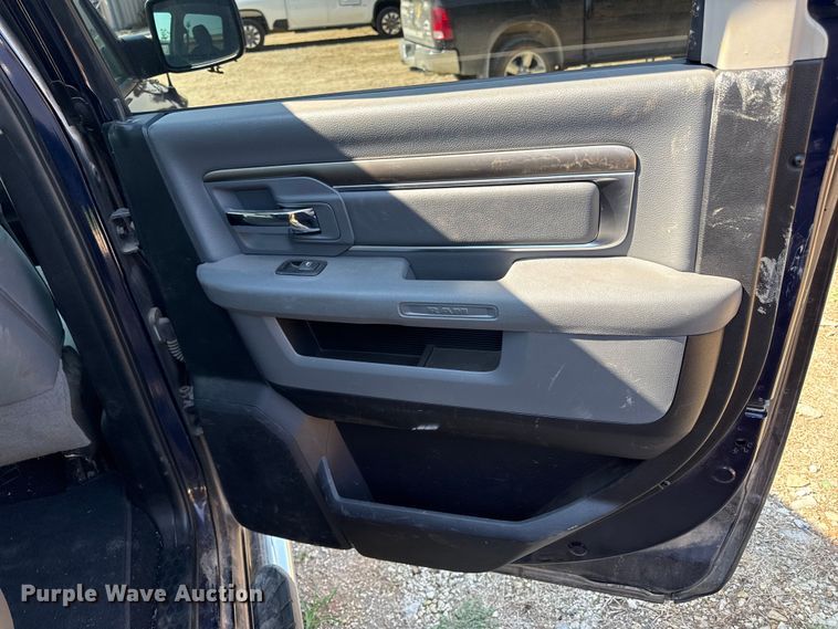 image for item ED4467 2016 Dodge Ram 1500 Crew Cab pickup truck