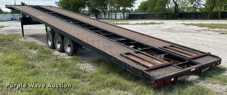image for item ED5589 2016 Lone Star Trailers car carrier