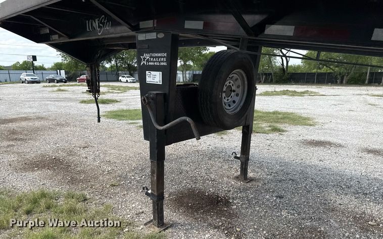 image for item ED5589 2016 Lone Star Trailers car carrier