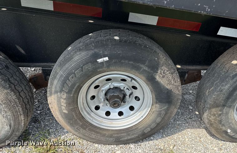 image for item ED5589 2016 Lone Star Trailers car carrier