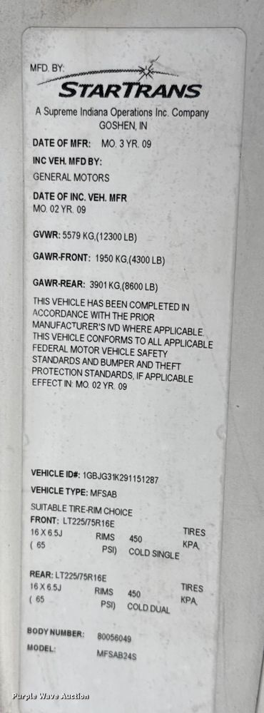 image for item ED5810 2009 Chevrolet Express 3500 shuttle bus