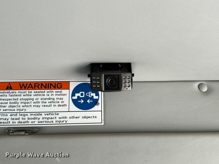 image for item ED5812 2014 Chevrolet Express 3500 shuttle bus