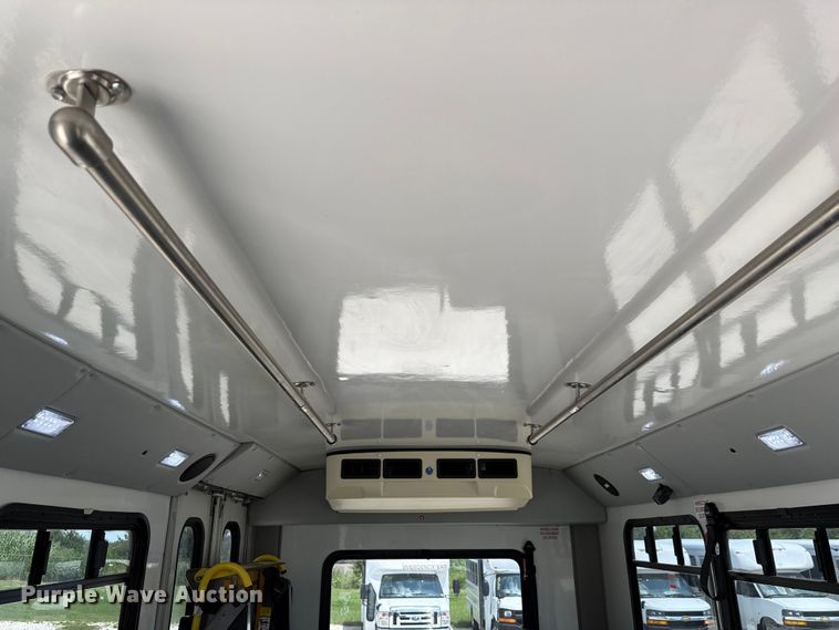 image for item ED5812 2014 Chevrolet Express 3500 shuttle bus