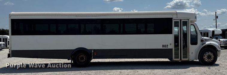 image for item ED5813 2019 Freightliner S2C shuttle bus