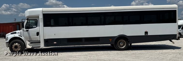 image for item ED5813 2019 Freightliner S2C shuttle bus