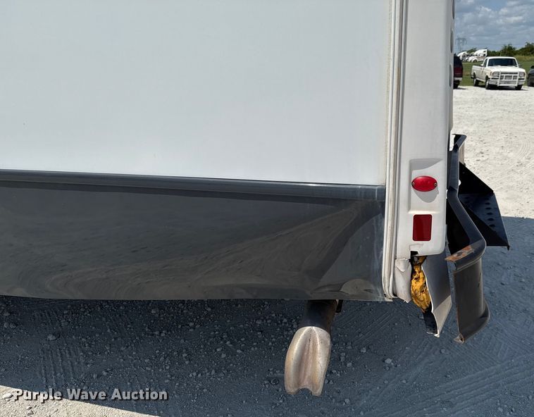 image for item ED5813 2019 Freightliner S2C shuttle bus