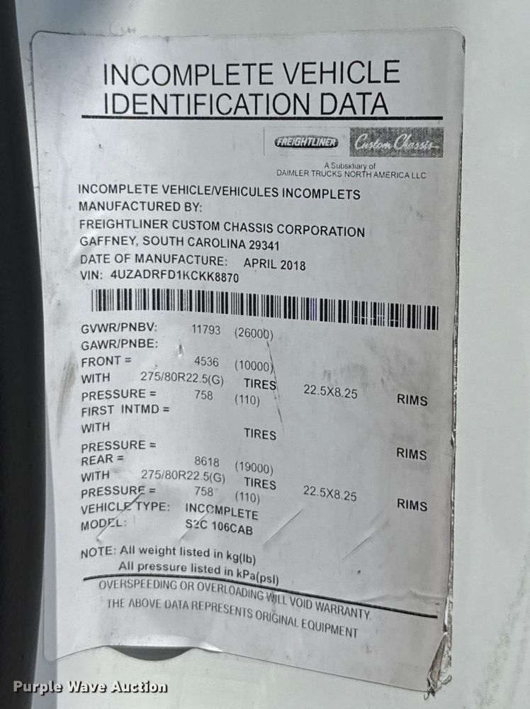 image for item ED5813 2019 Freightliner S2C shuttle bus