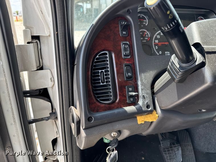 image for item ED5813 2019 Freightliner S2C shuttle bus