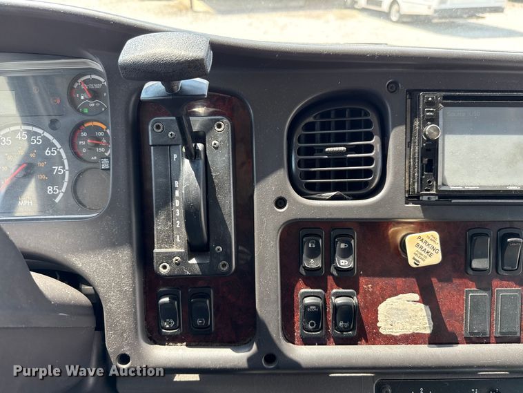 image for item ED5813 2019 Freightliner S2C shuttle bus