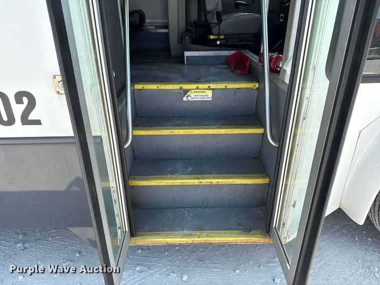 image for item ED5813 2019 Freightliner S2C shuttle bus