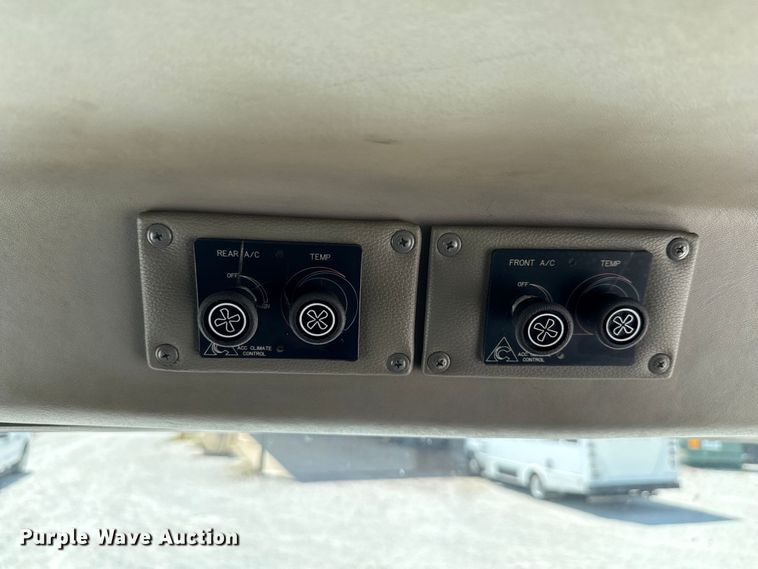 image for item ED5813 2019 Freightliner S2C shuttle bus