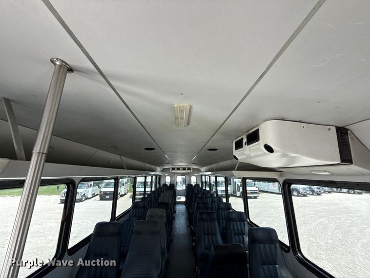 image for item ED5813 2019 Freightliner S2C shuttle bus